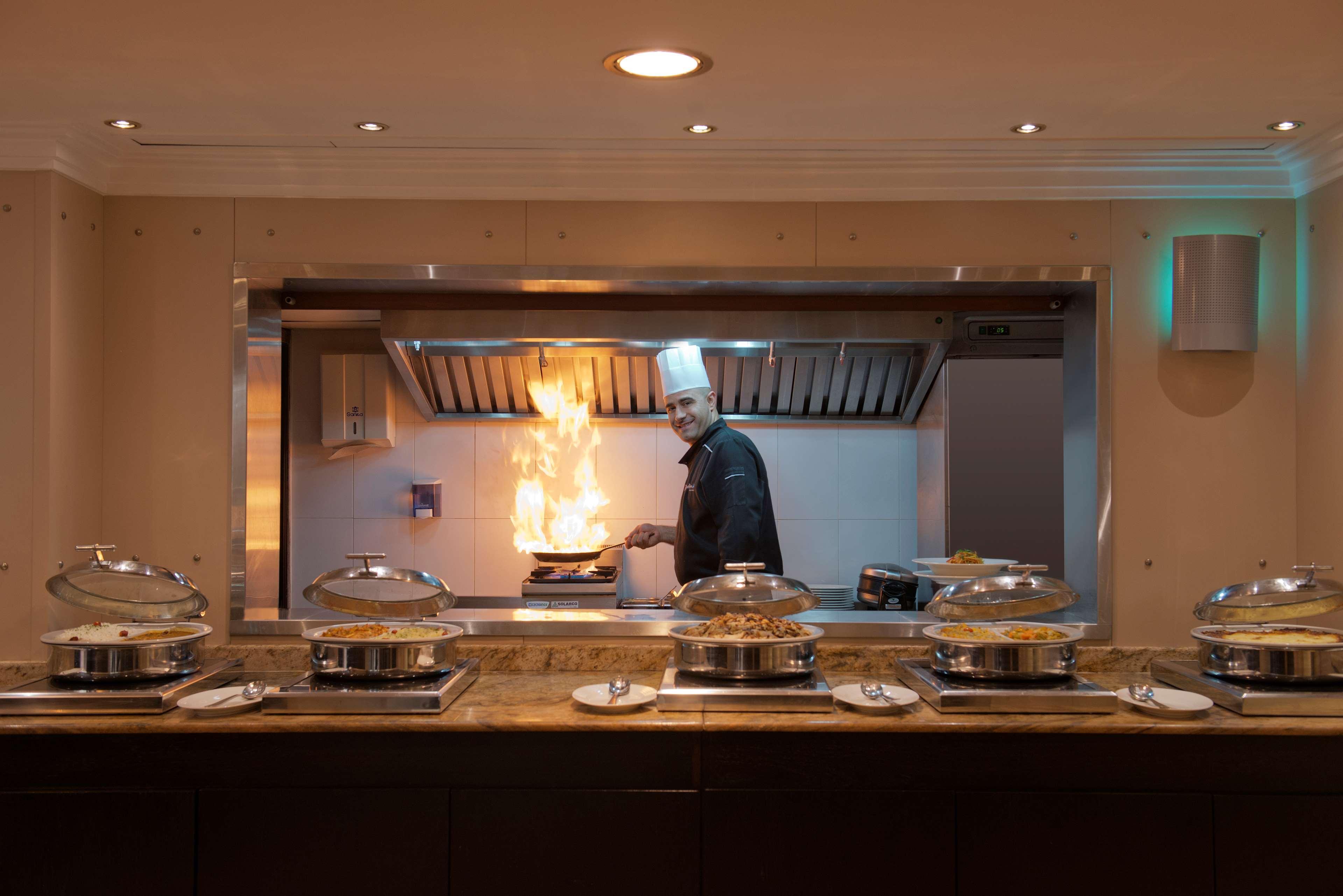Radisson Blu Martinez Beirut Hotel Екстериор снимка A live kitchen at a hotel